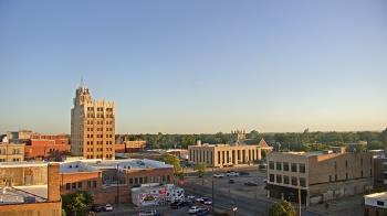 Weather camera view of KSAL Radio - Salina city.
