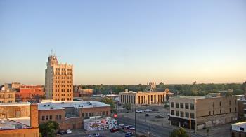 Weather camera view of KSAL Radio - Salina city.