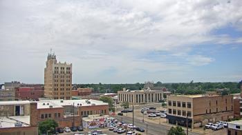 Weather camera view of KSAL Radio - Salina city.