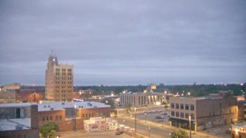 Weather camera view of KSAL Radio - Salina city.