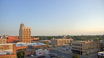 Weather camera view of KSAL Radio - Salina city.