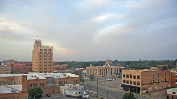 Weather camera view of KSAL Radio - Salina city.