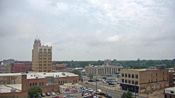 Weather camera view of KSAL Radio - Salina city.