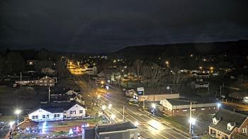 Weather camera view of Russell County Courthouse.