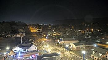 Weather camera view of Russell County Courthouse.