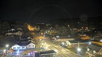 Weather camera view of Russell County Courthouse.