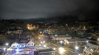 Weather camera view of Russell County Courthouse.
