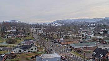 Weather camera view of Russell County Courthouse.