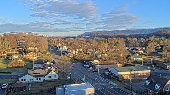 Weather camera view of Russell County Courthouse.