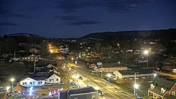 Weather camera view of Russell County Courthouse.