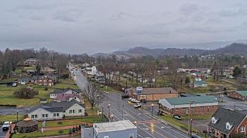 Weather camera view of Russell County Courthouse.