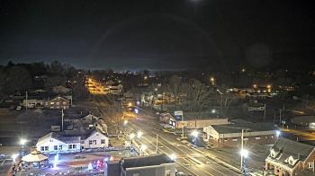 Weather camera view of Russell County Courthouse.