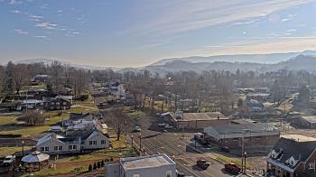 Weather camera view of Russell County Courthouse.