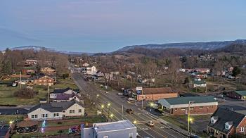Weather camera view of Russell County Courthouse.