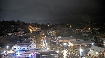 Weather camera view of Russell County Courthouse.