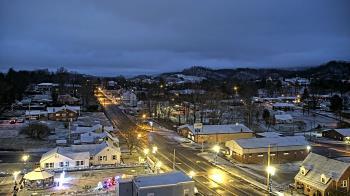 Weather camera view of Russell County Courthouse.