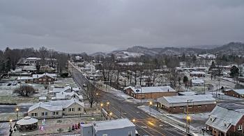 Weather camera view of Russell County Courthouse.