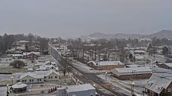 Weather camera view of Russell County Courthouse.