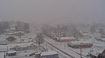 Weather camera view of Russell County Courthouse.