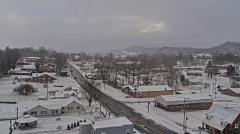 Weather camera view of Russell County Courthouse.