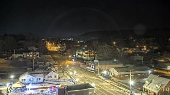 Weather camera view of Russell County Courthouse.