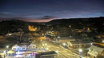 Weather camera view of Russell County Courthouse.