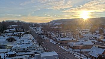 Weather camera view of Russell County Courthouse.