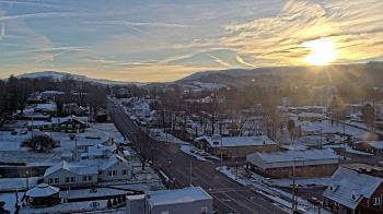 Weather camera view of Russell County Courthouse.