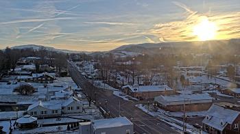 Weather camera view of Russell County Courthouse.