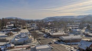 Weather camera view of Russell County Courthouse.