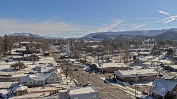 Weather camera view of Russell County Courthouse.