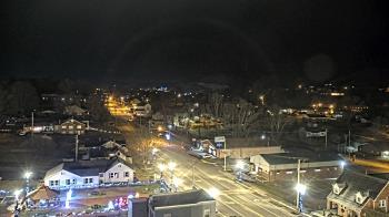 Weather camera view of Russell County Courthouse.
