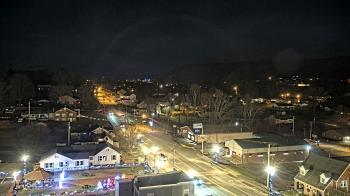 Weather camera view of Russell County Courthouse.
