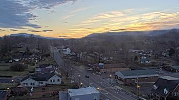 Weather camera view of Russell County Courthouse.
