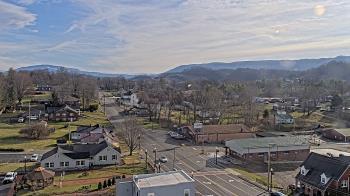 Weather camera view of Russell County Courthouse.