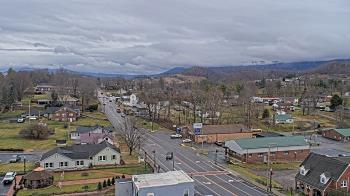Weather camera view of Russell County Courthouse.