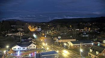 Weather camera view of Russell County Courthouse.