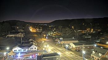 Weather camera view of Russell County Courthouse.
