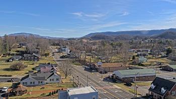 Weather camera view of Russell County Courthouse.