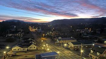Weather camera view of Russell County Courthouse.