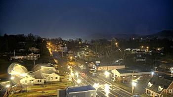 Weather camera view of Russell County Courthouse.