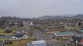 Weather camera view of Russell County Courthouse.