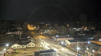 Weather camera view of Russell County Courthouse.