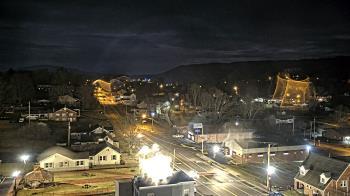 Weather camera view of Russell County Courthouse.