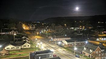 Weather camera view of Russell County Courthouse.