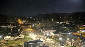 Weather camera view of Russell County Courthouse.