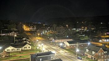 Weather camera view of Russell County Courthouse.