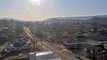 Weather camera view of Russell County Courthouse.