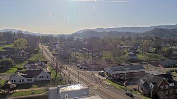 Weather camera view of Russell County Courthouse.