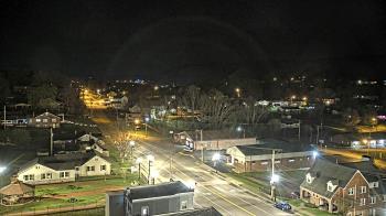 Weather camera view of Russell County Courthouse.